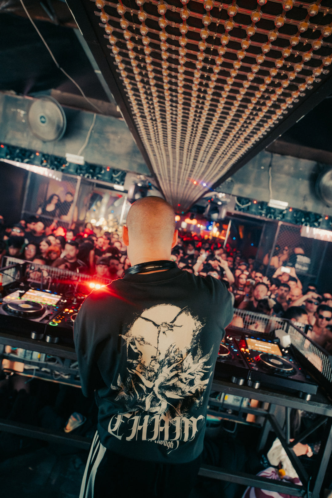THAM LOVE IS NOT ENOUGH T-SHIRT - SPECIAL EDITION - Techno Germany